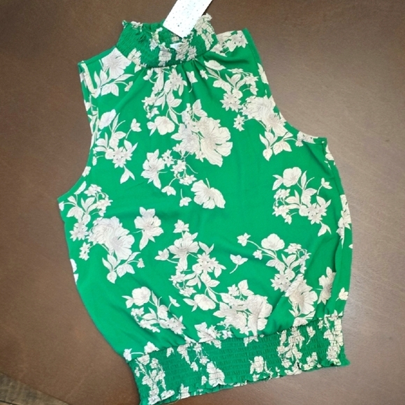 Sienna Sky Tops - SIENNA SKY Women's S Green Floral Blouse New